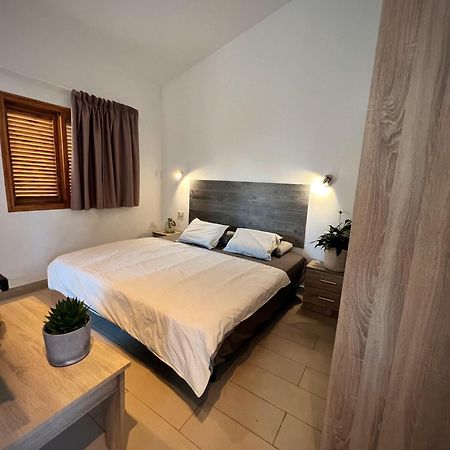 Buzzstays: 1-Bed Bungalow, Garden, Near Yumbo & Beach Μασπαλόμας Εξωτερικό φωτογραφία